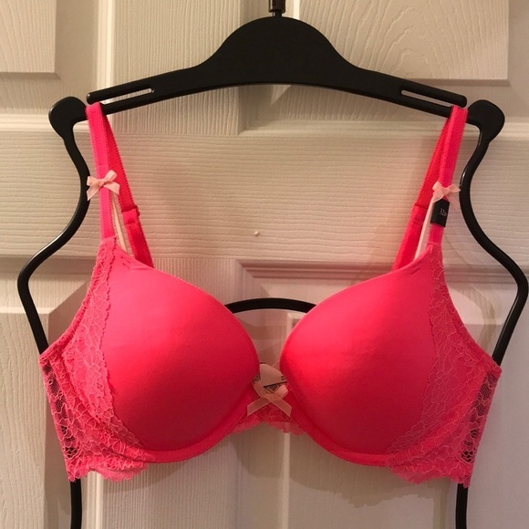 💖Victoria’s Secret Dream Angels Push-up Bra - Picture 1 of 6